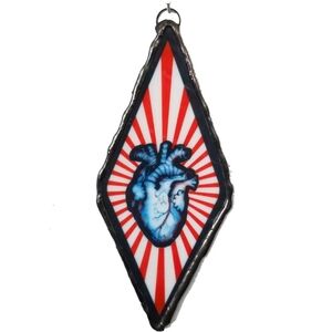 NWT Anatomical Heart Glass Art